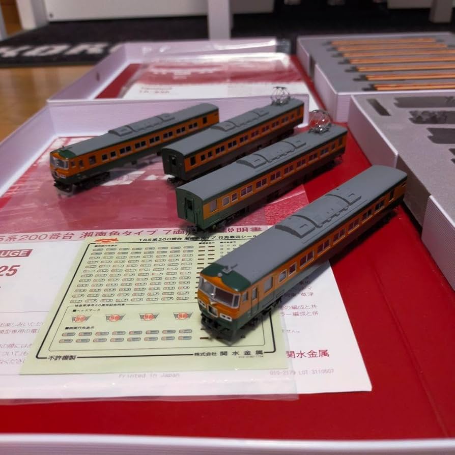 KATO 10-925 185-200 湘南色 185系200番台湘南色タイプをちょっこり弄る。10-925 | NGaugeJP